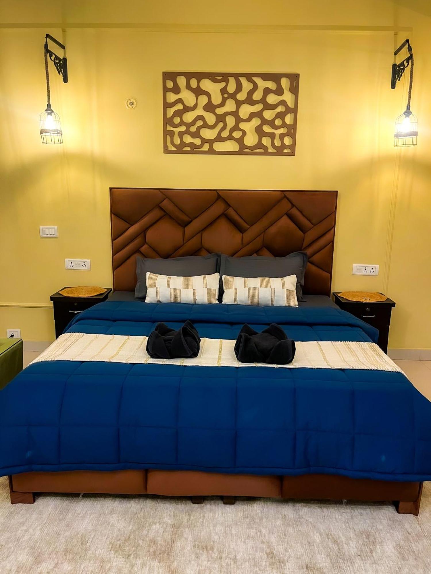 Atharva'S Homestay By Goaround Homes - Nehru Enclave Metro, South Delhi Нью-Дели Экстерьер фото
