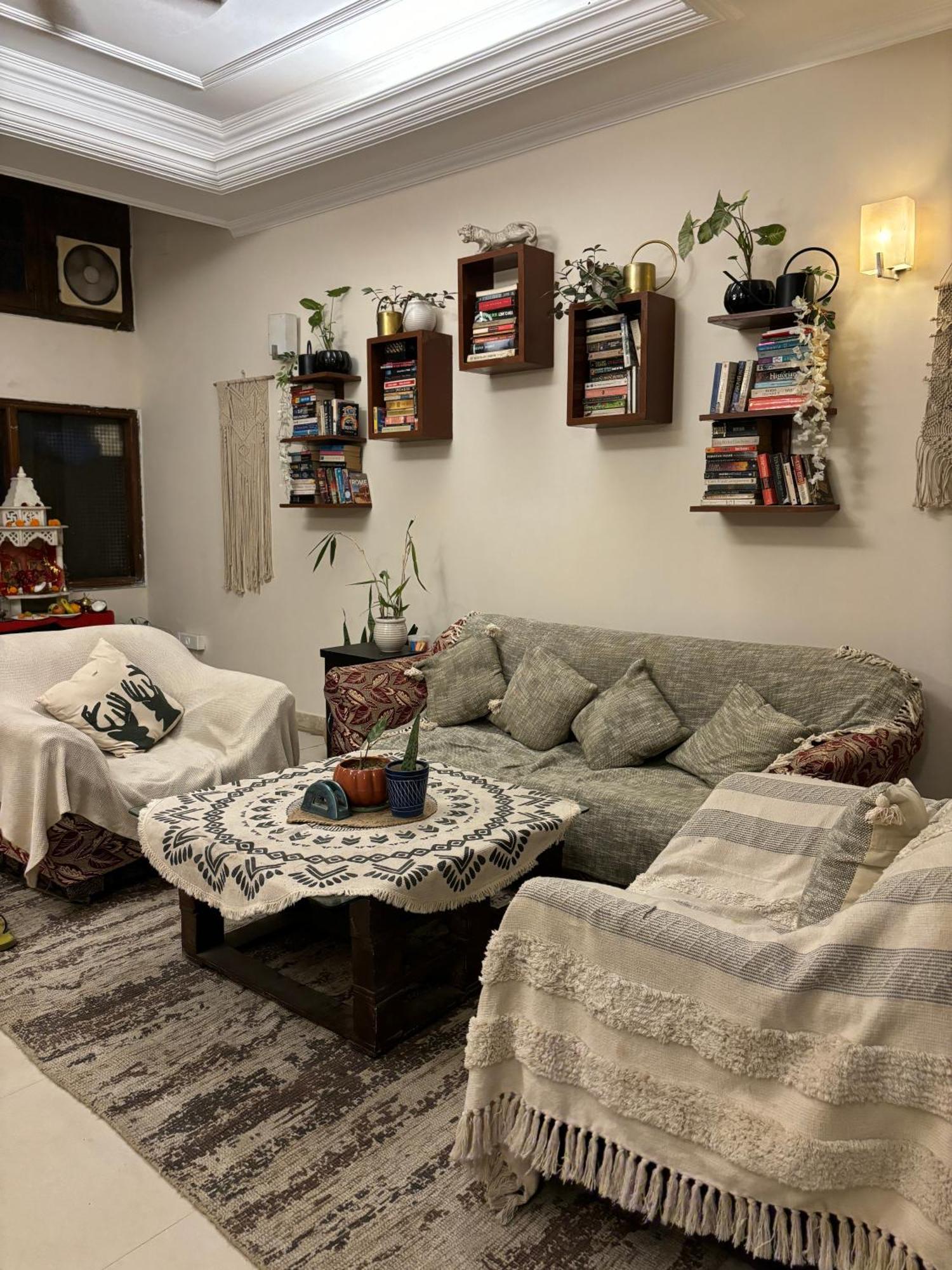 Atharva'S Homestay By Goaround Homes - Nehru Enclave Metro, South Delhi Нью-Дели Экстерьер фото